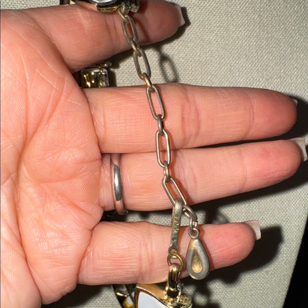 Vintage Lisner Lucite Necklace Set - Picture 6 of 7